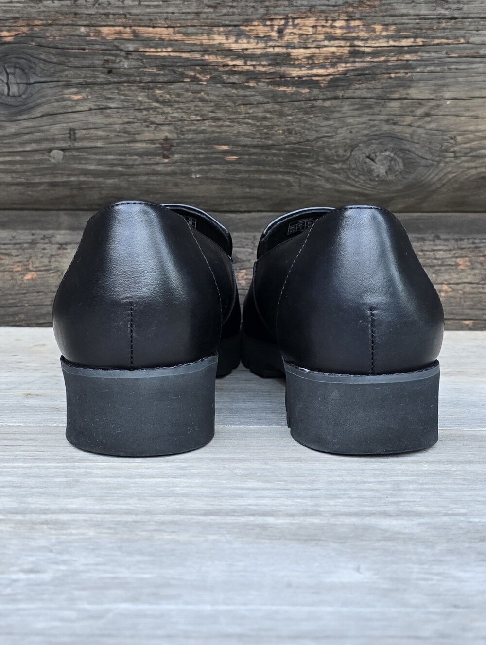 Vionic Kensley Y2K Preppy Minimalist Black Leather Lug Sole Comfort Loafer 8.5M - Picture 10 of 15